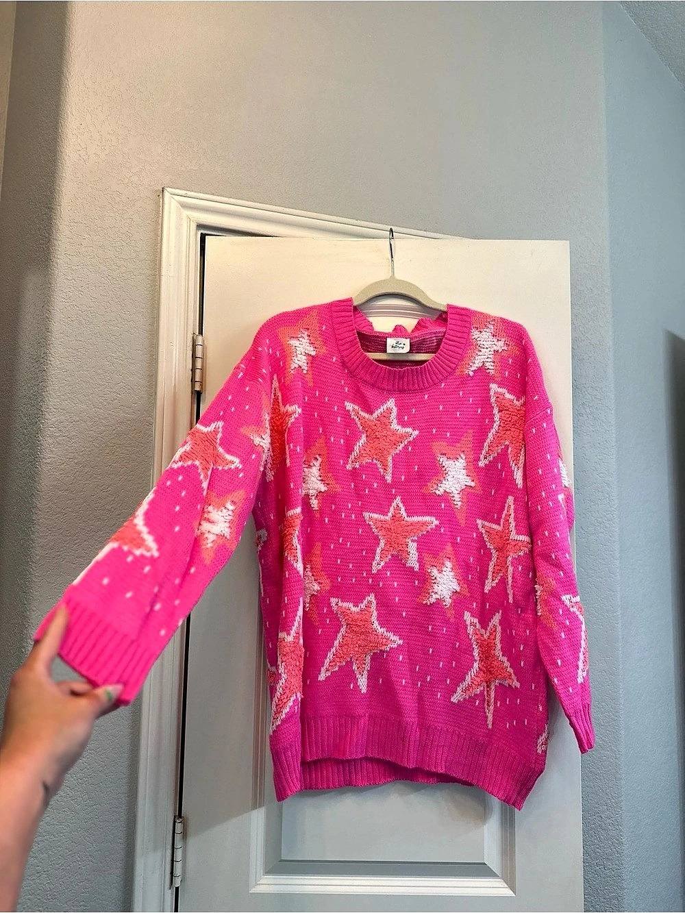 Blue Buttercup boutique Star Print Crewneck Sweater Pink